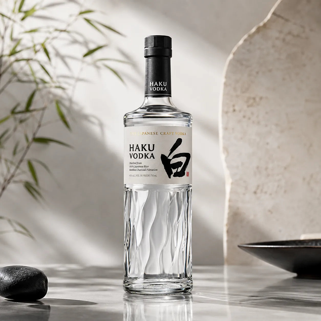 Haku Vodka Suntory 700ml 2