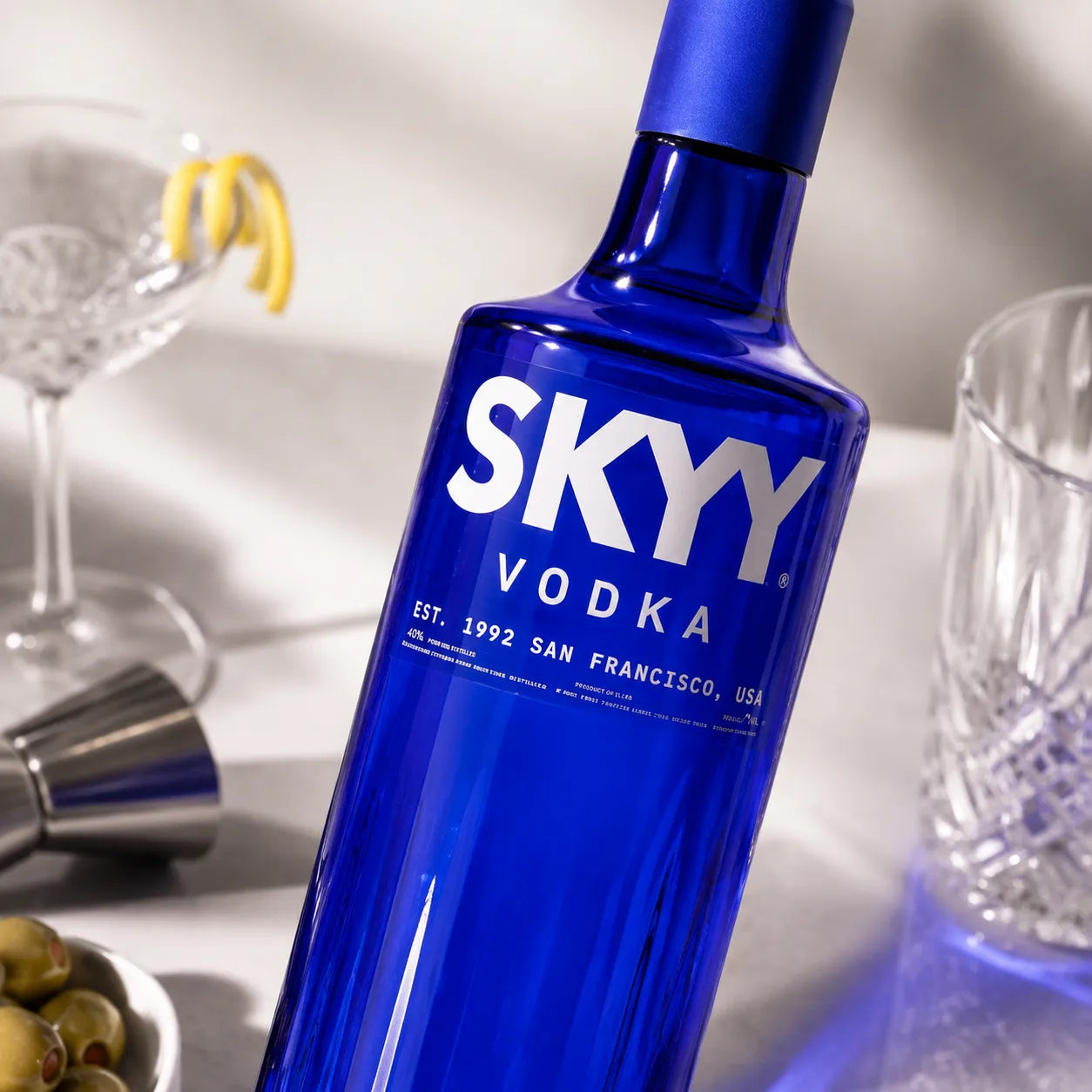 Skyy Vodka 700ml 3
